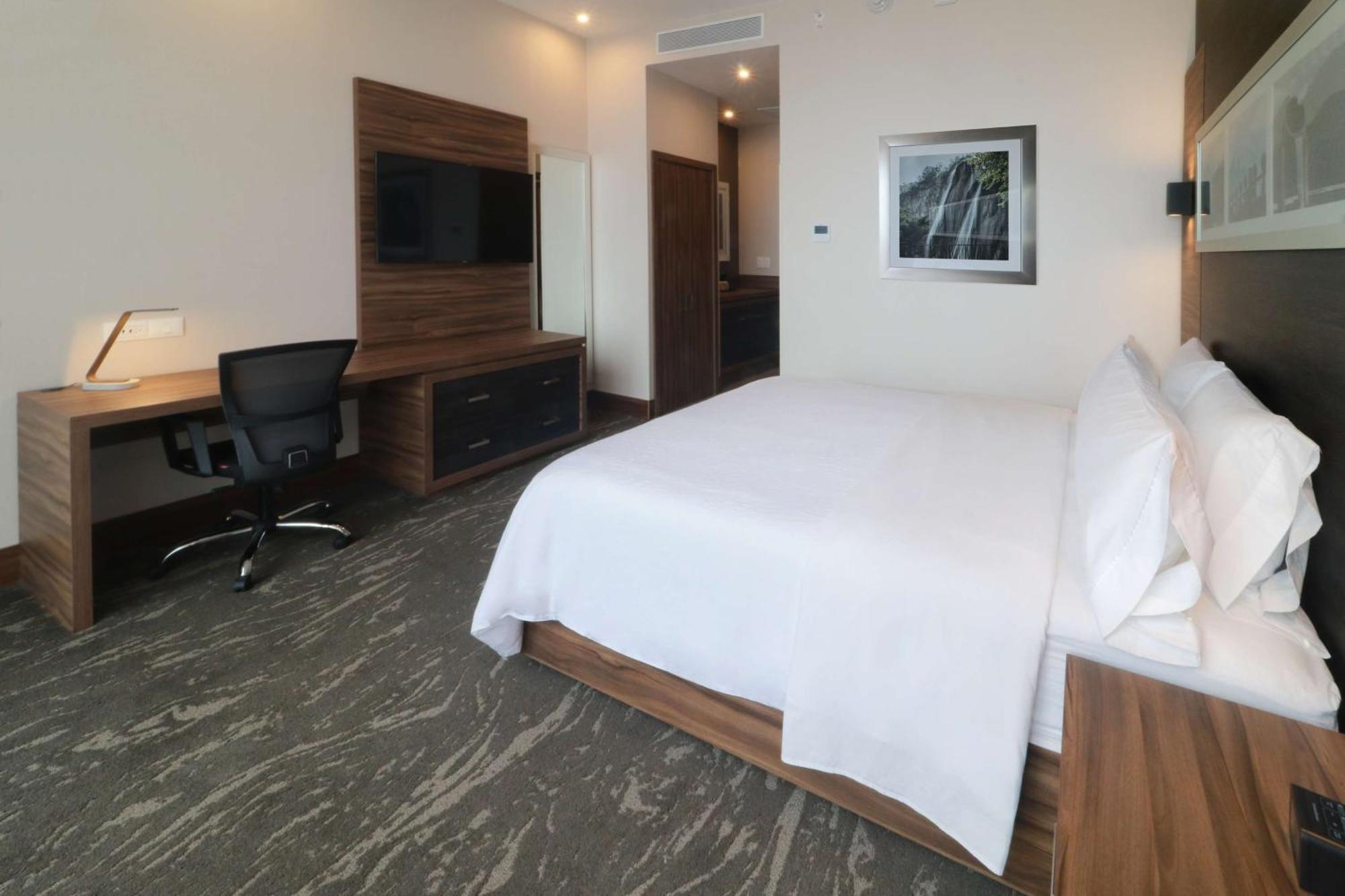Hilton Garden Inn Monterrey Obispado Buitenkant foto